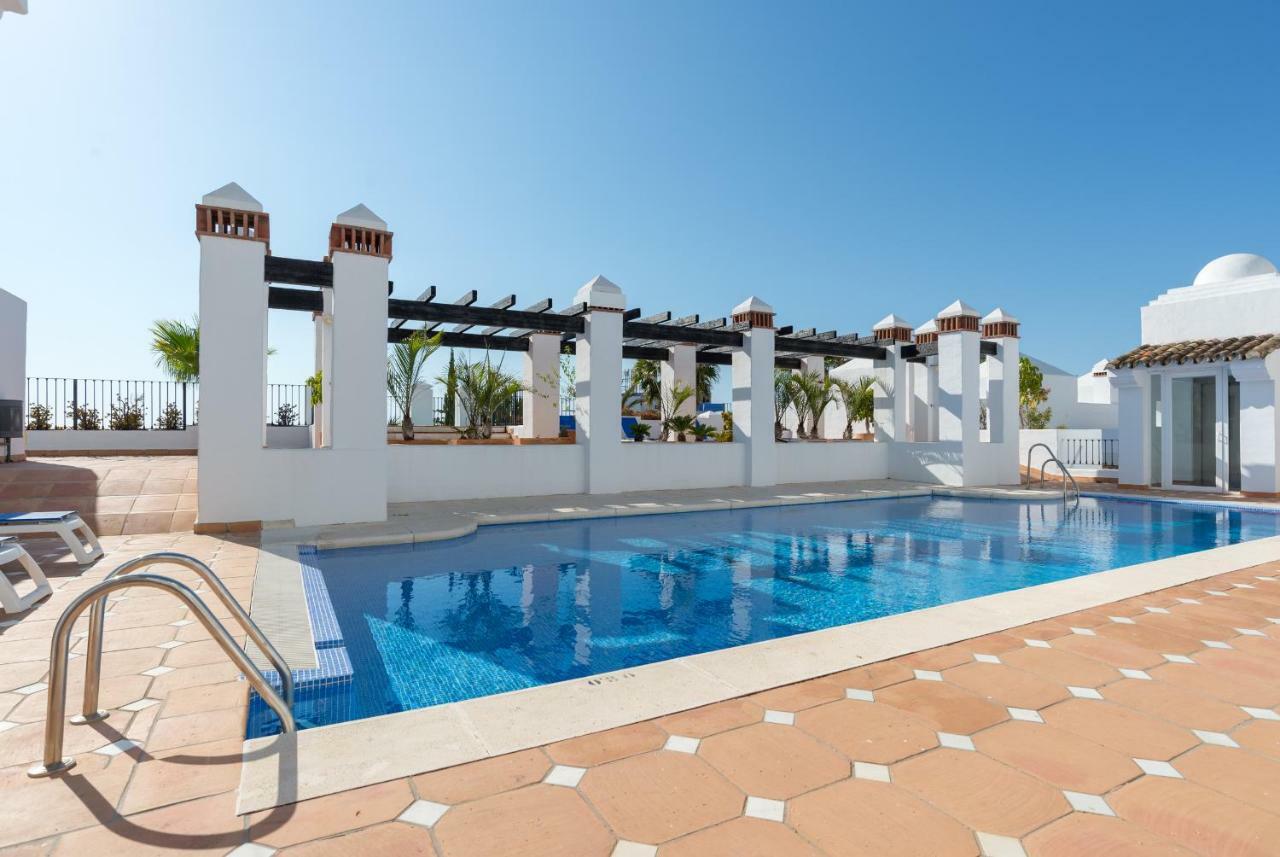 Luxury Duplex- 7 Minutes From The Beach ตอร์เรโมลิโนส ภายนอก รูปภาพ